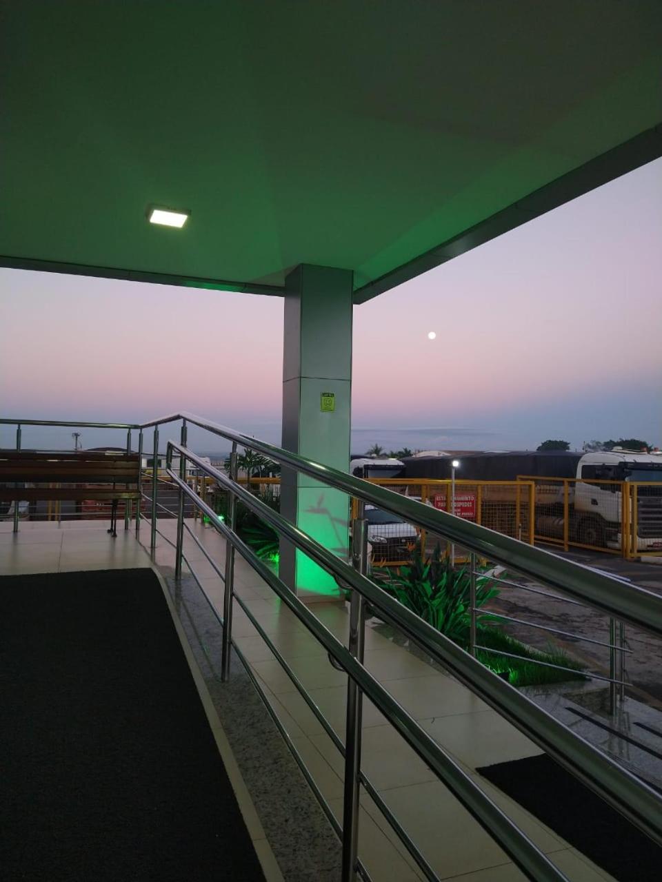 Hotel Rota Do Sol パトロシニオ エクステリア 写真