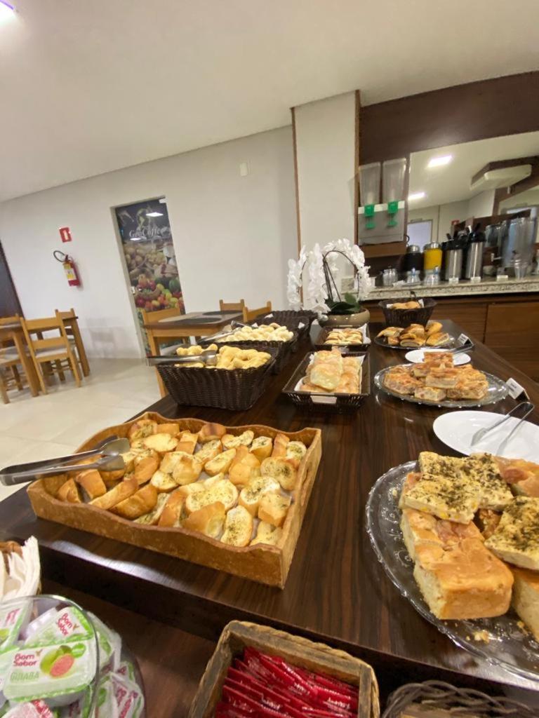 Hotel Rota Do Sol パトロシニオ エクステリア 写真